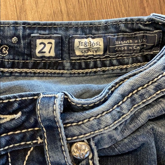 Miss Me Jeans - Picture 2 of 3